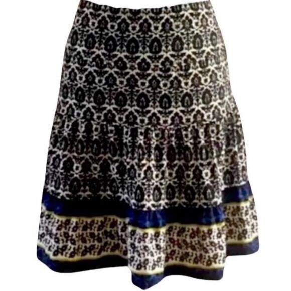 Max Studio Bottom Ruffle Skater Skirt Flattering Slimming Casual - Picture 2 of 6